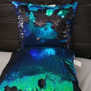Mermaid reverse Sequin Pillows blue, green & black